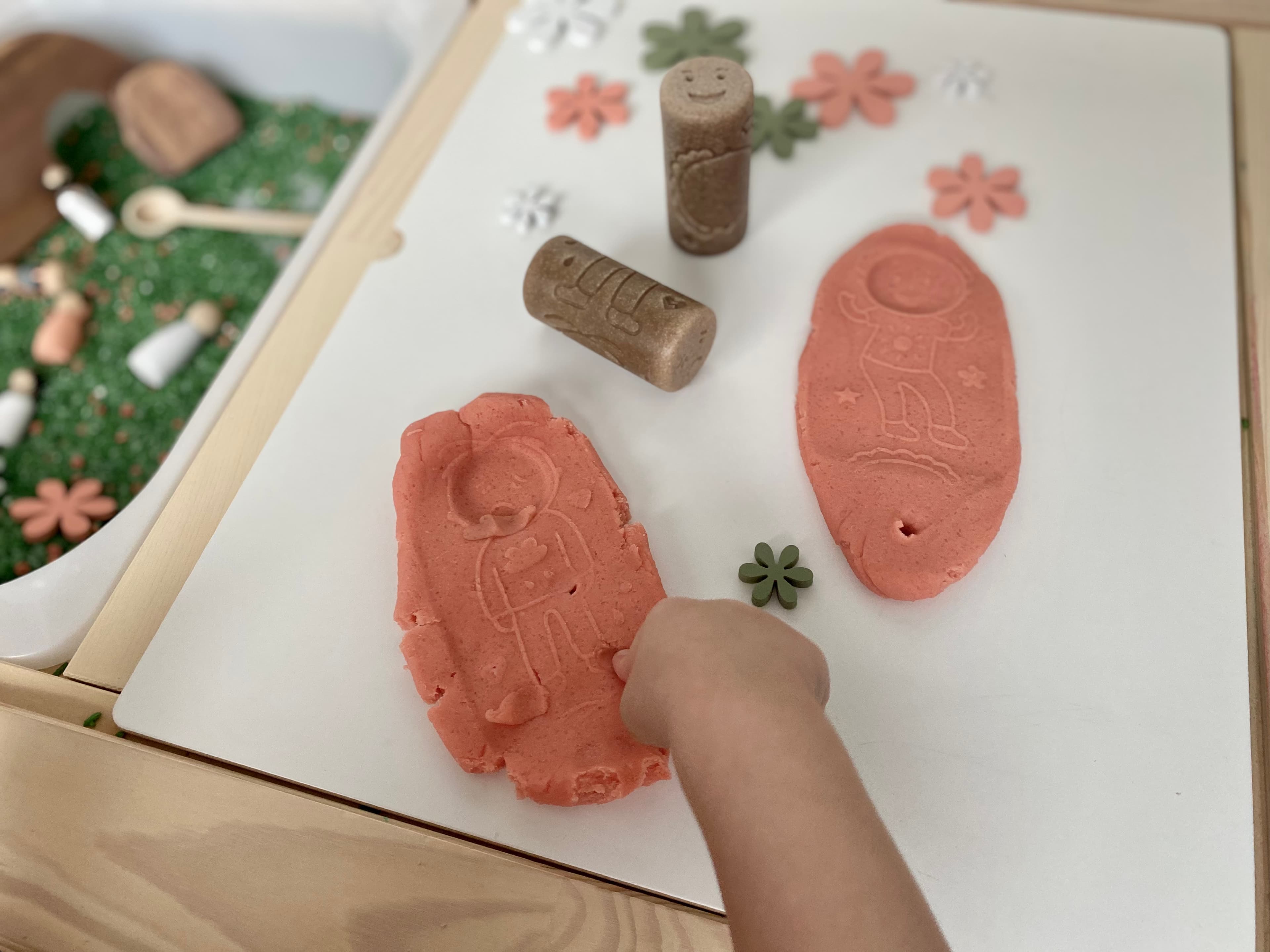 Materiály na objavovanie